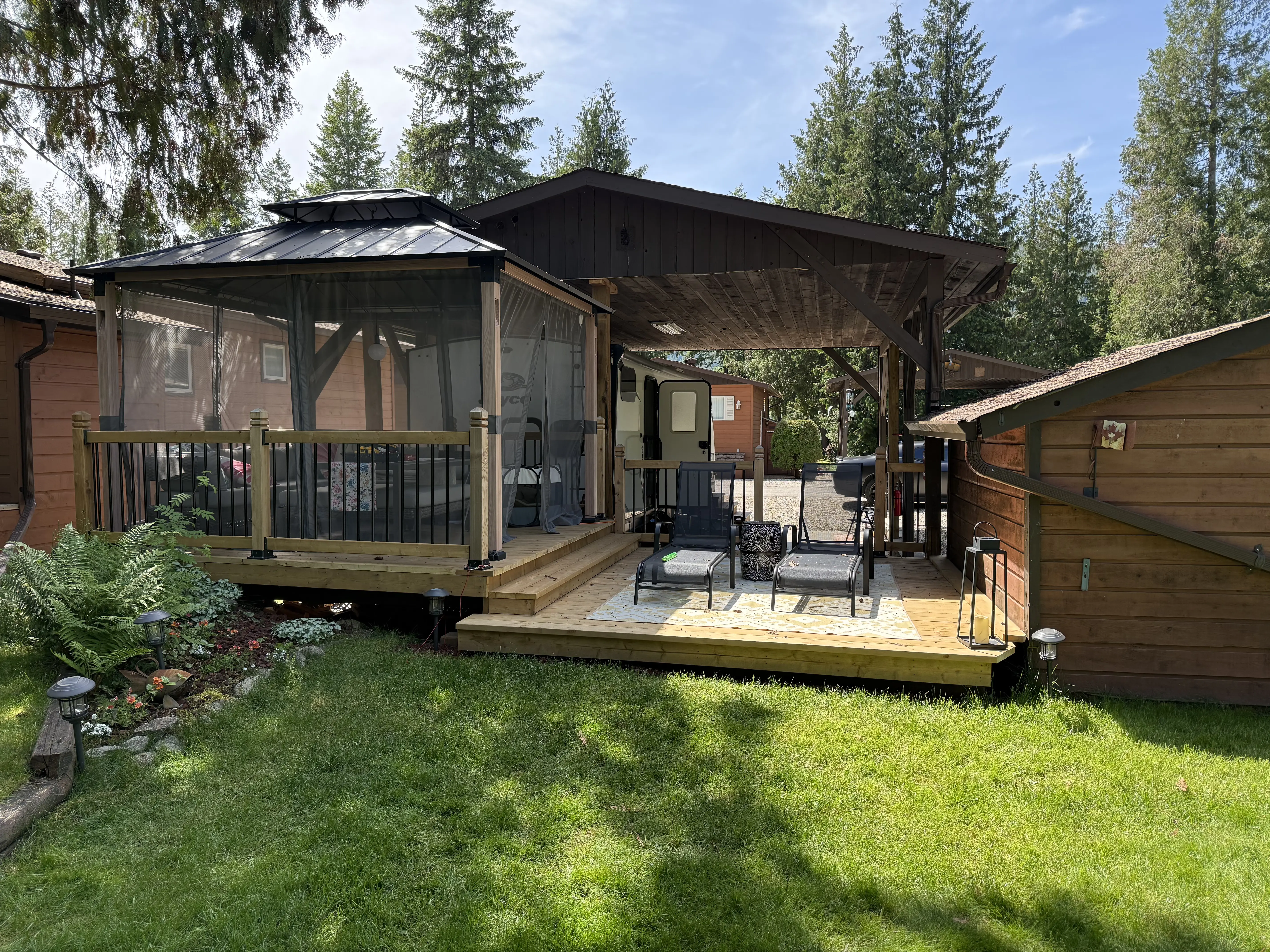 Two-level deck with gazebo